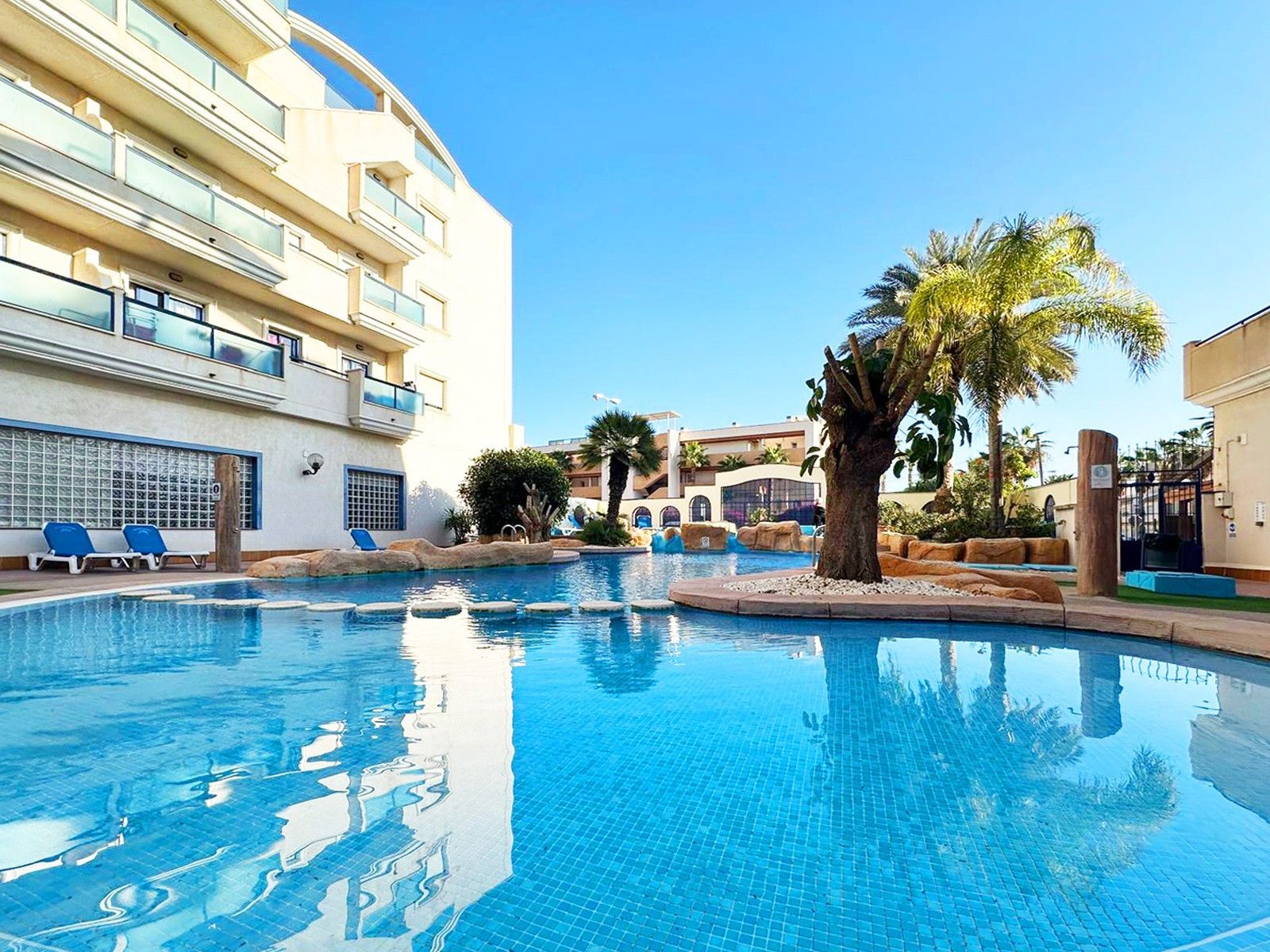 Piscina de Àtic en venda en Orihuela amb Aire condicionat, Calefacció i Terrassa