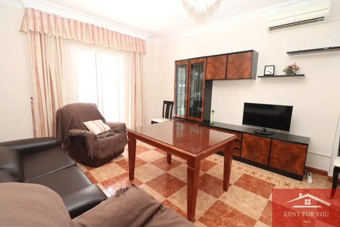 Living room of Flat for rent in Alhaurín El Grande  with Air Conditioner, Furnished and Balcony