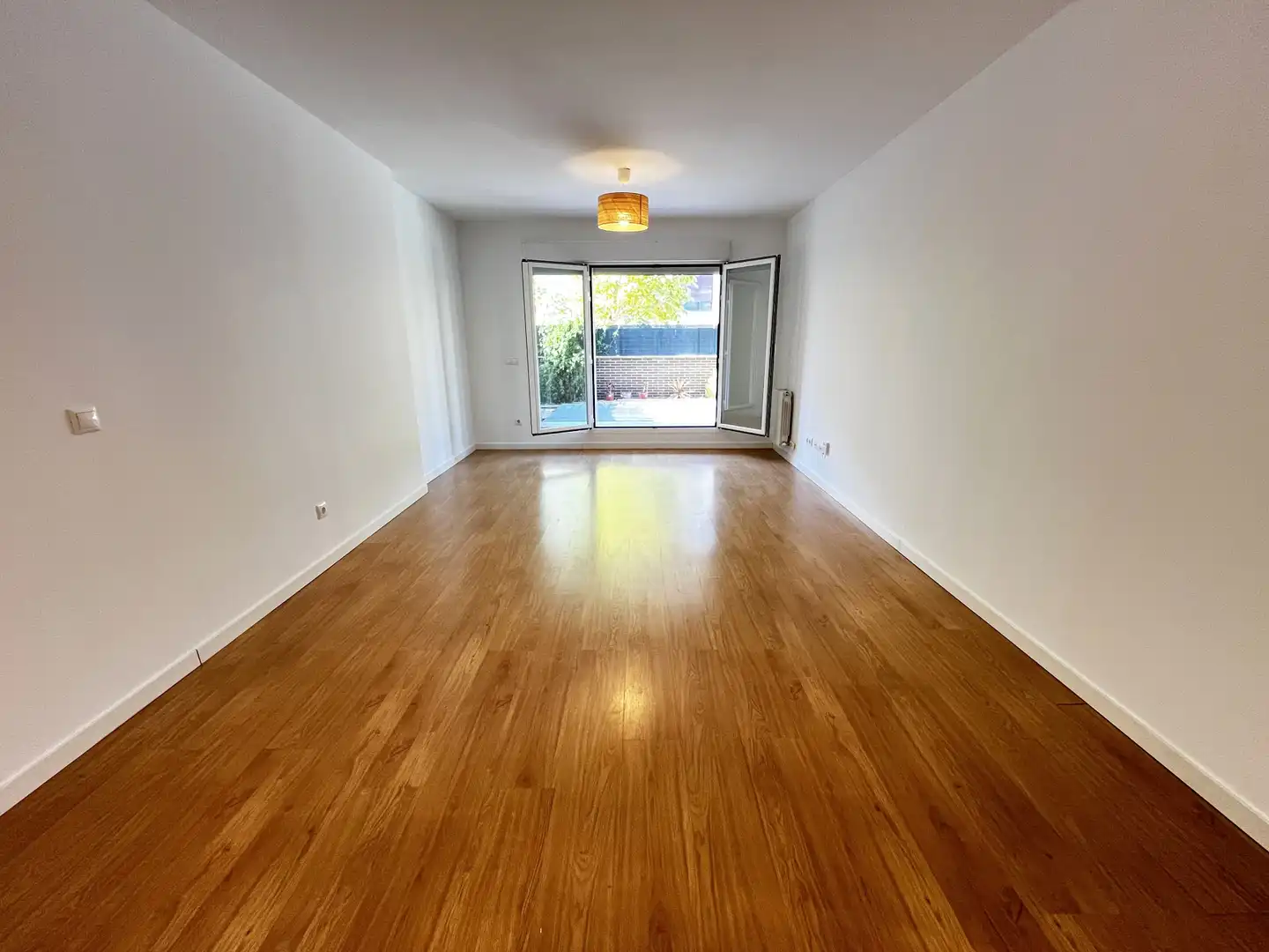 Living room of Flat for rent in Las Rozas de Madrid  with Air Conditioner, Heating and Private garden