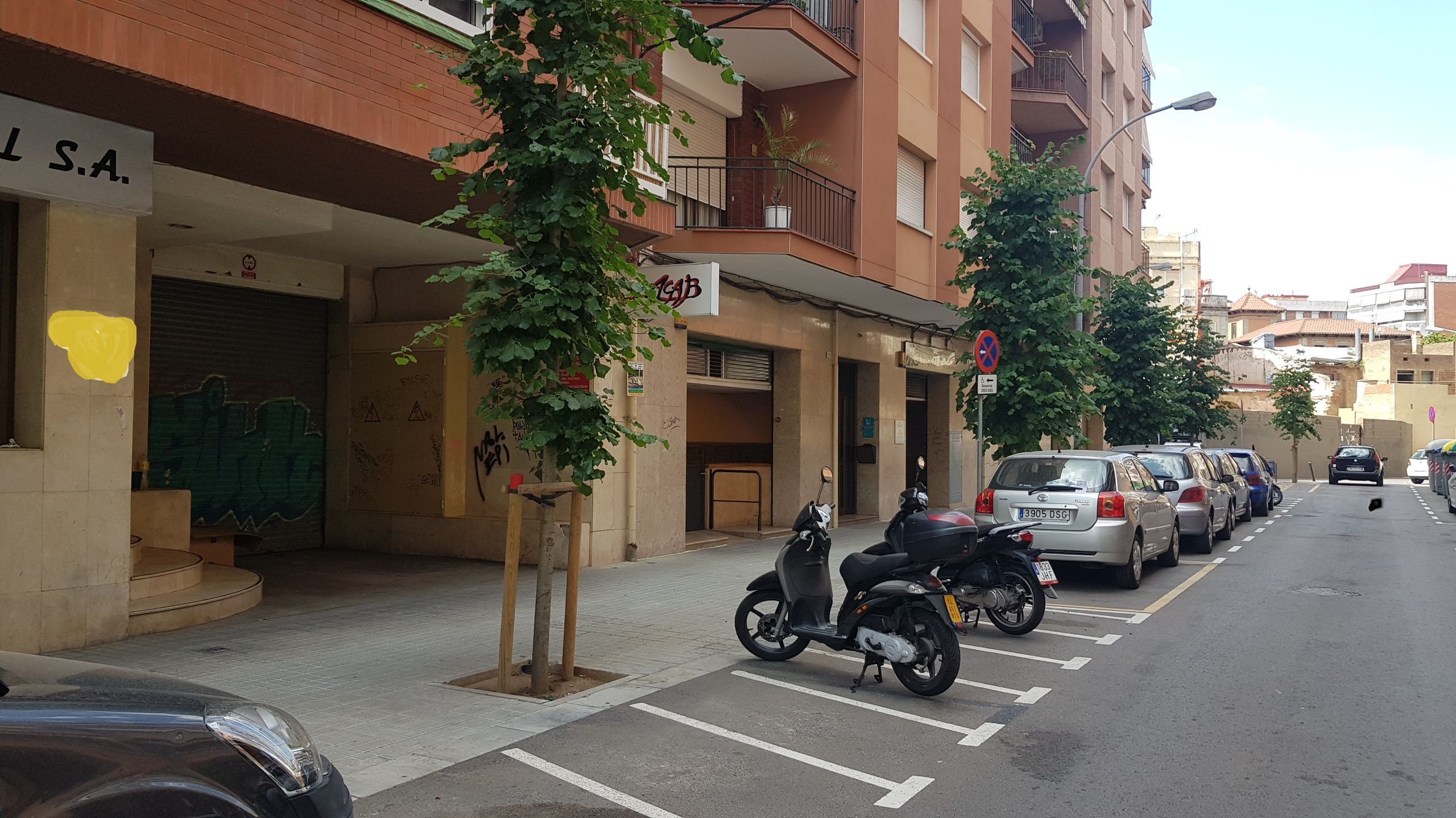 Parking de Nave industrial en venta en L'Hospitalet de Llobregat con Calefacción y Alarma