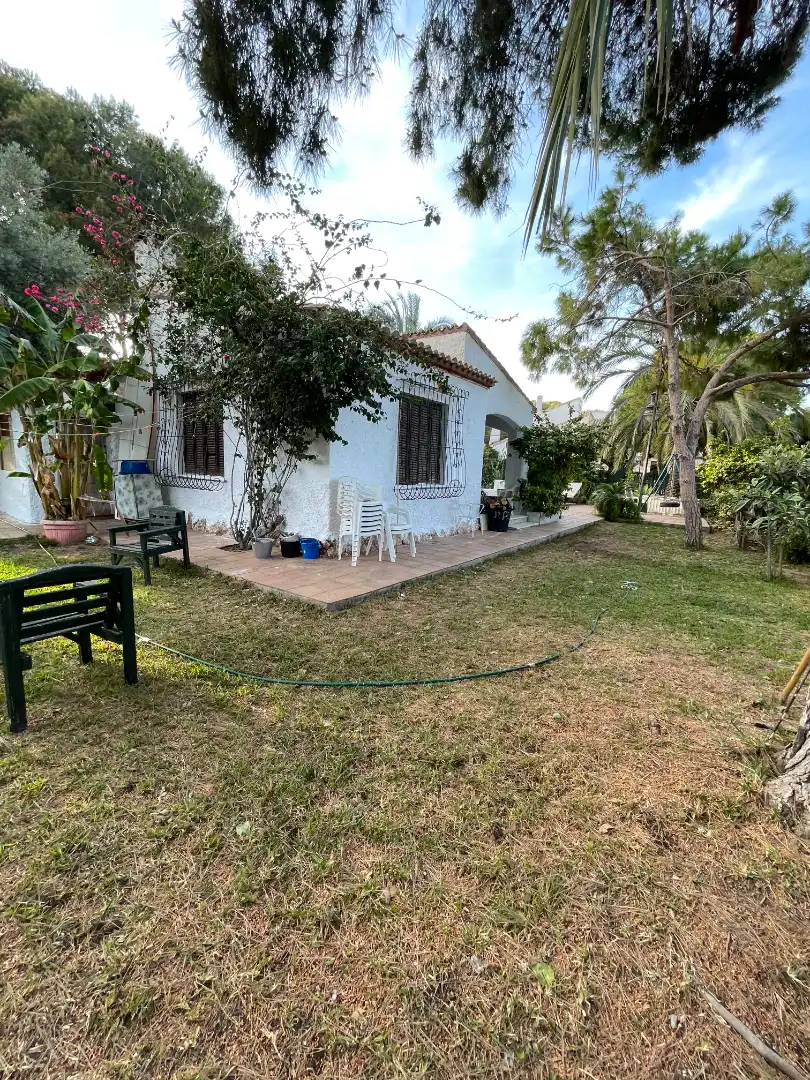 Jardí de Casa o xalet en venda en Orihuela amb Calefacció, Terrassa i Moblat