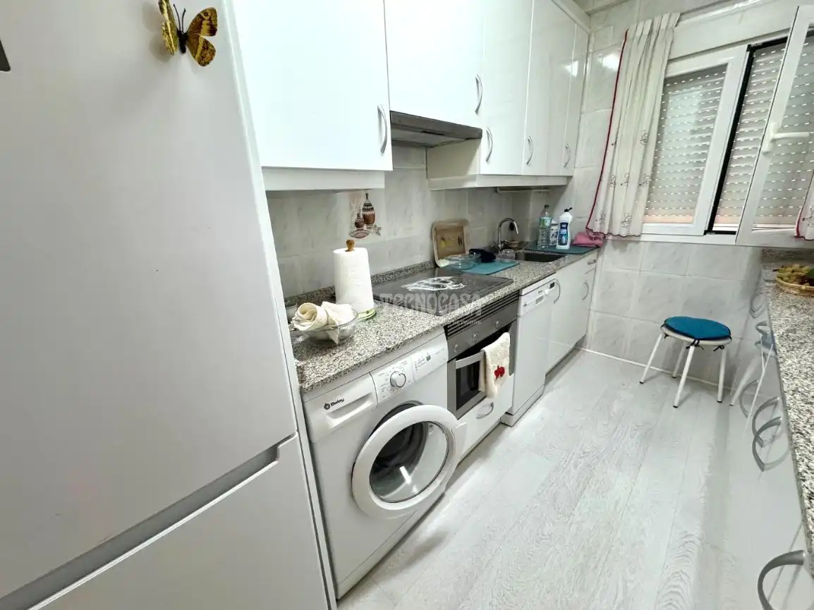 Cocina de Piso en venta en Madrid con Terraza