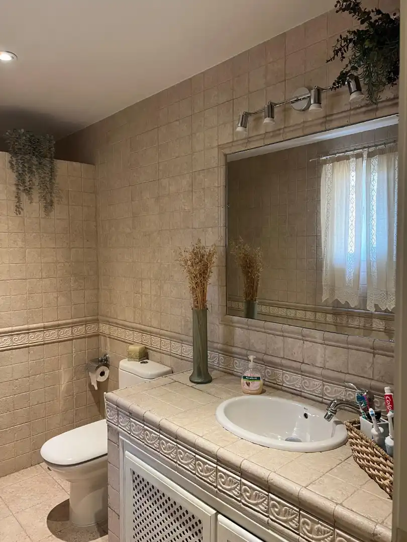 Bathroom of Houses for sale in Lucena