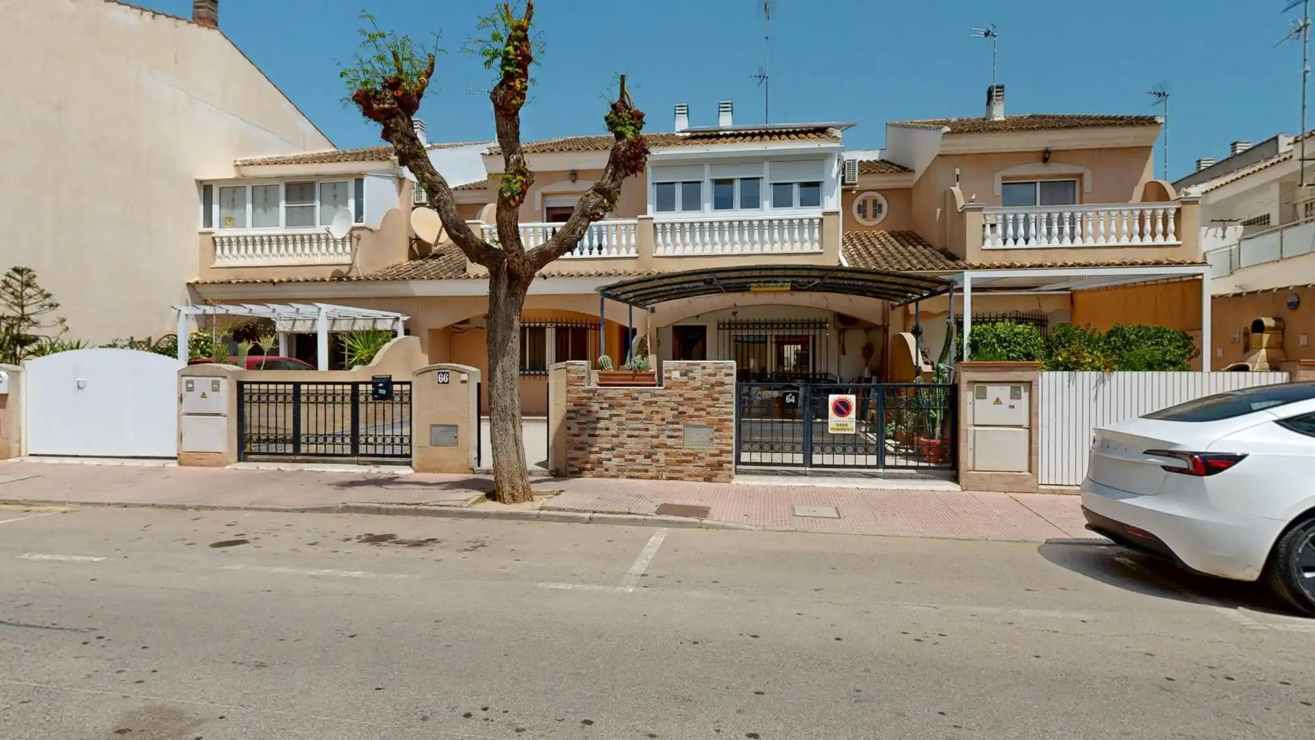 Vista exterior de Casa o chalet en venta en Los Alcázares con Aire acondicionado, Calefacción y Jardín privado