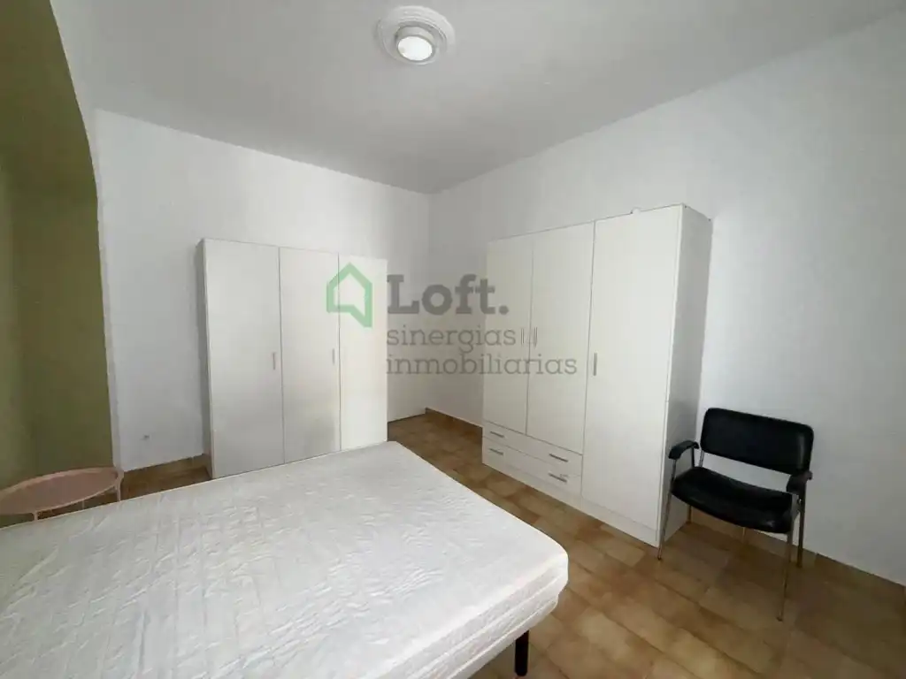 Bedroom of Flat for sale in Badajoz