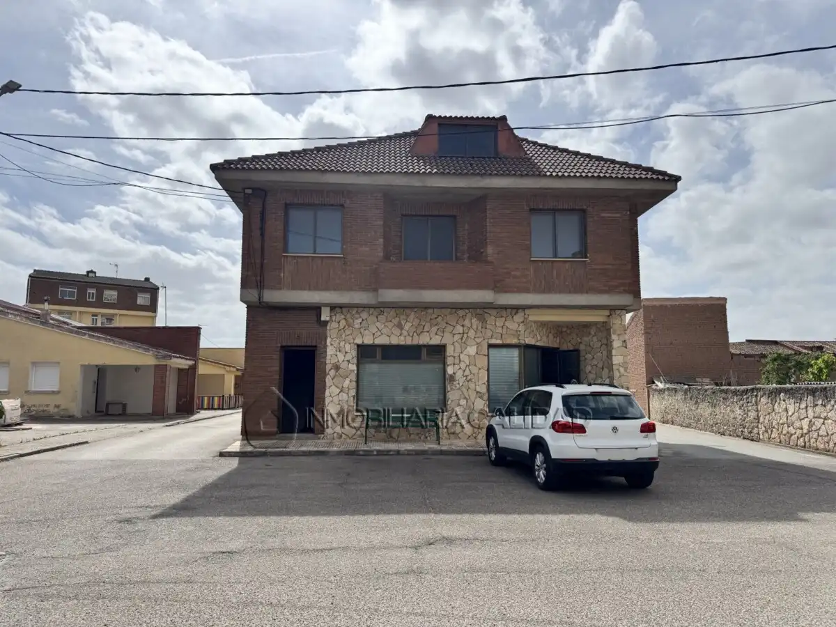 Vista exterior de Casa o chalet en venta en Santa María del Campo con Calefacción