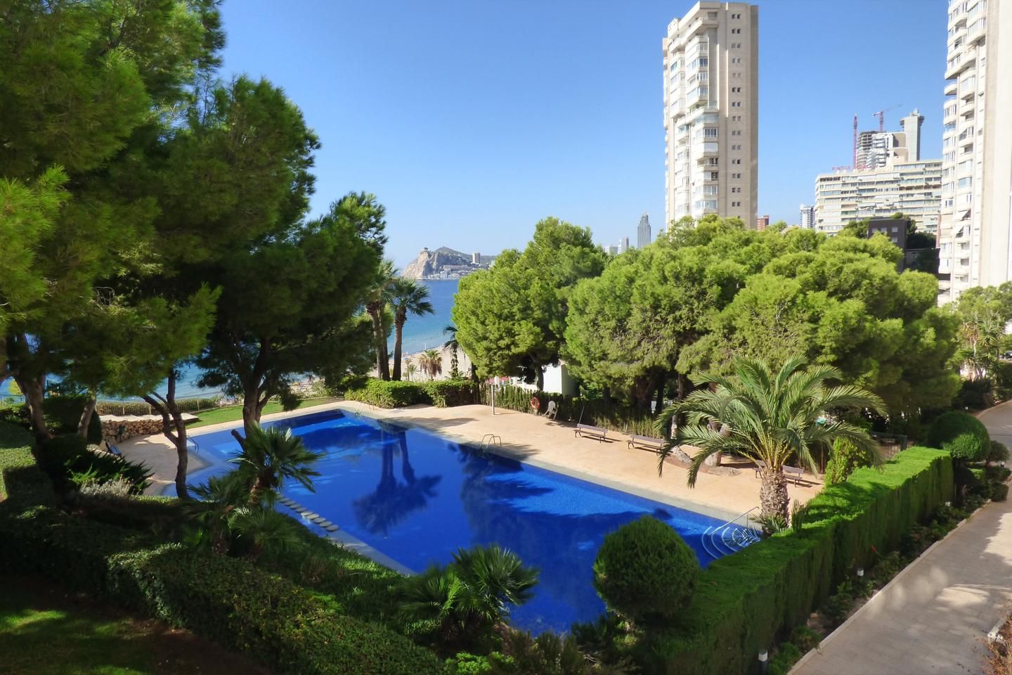 Piscina de Pis en venda en Benidorm amb Calefacció, Jardí privat i Terrassa