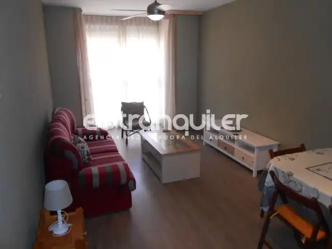 Wohnzimmer von Wohnung zur Miete in Madrid mit Klimaanlage, Terrasse und Möbliert