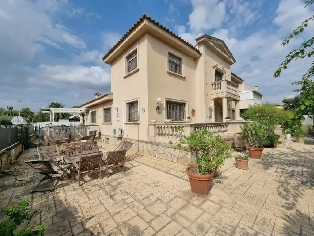 Exterior view of Houses for sale in Vilafortuny - Cap de Sant Pere