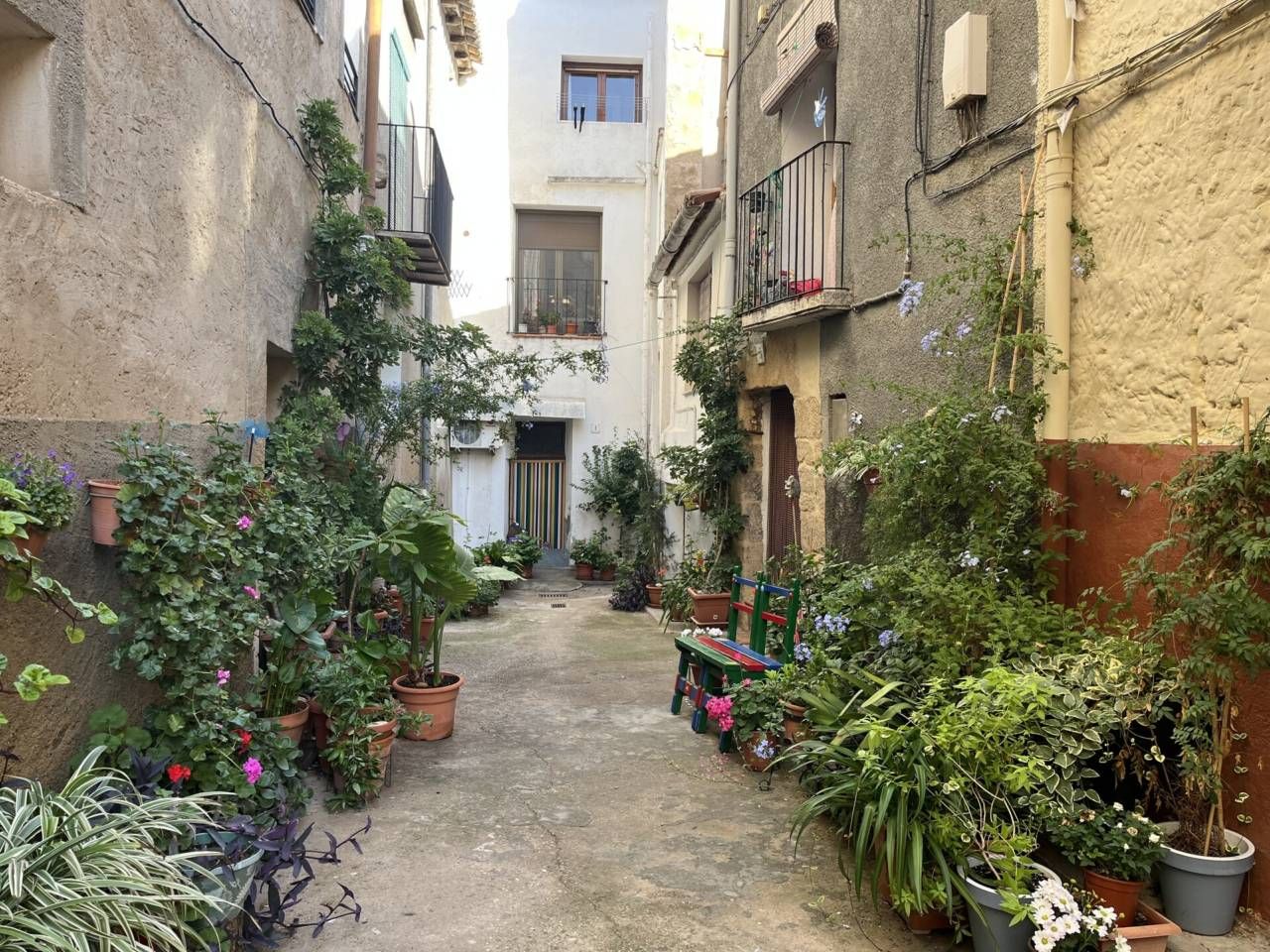 Exterior view of House or chalet for sale in Valdealgorfa  with Terrace and Furnished