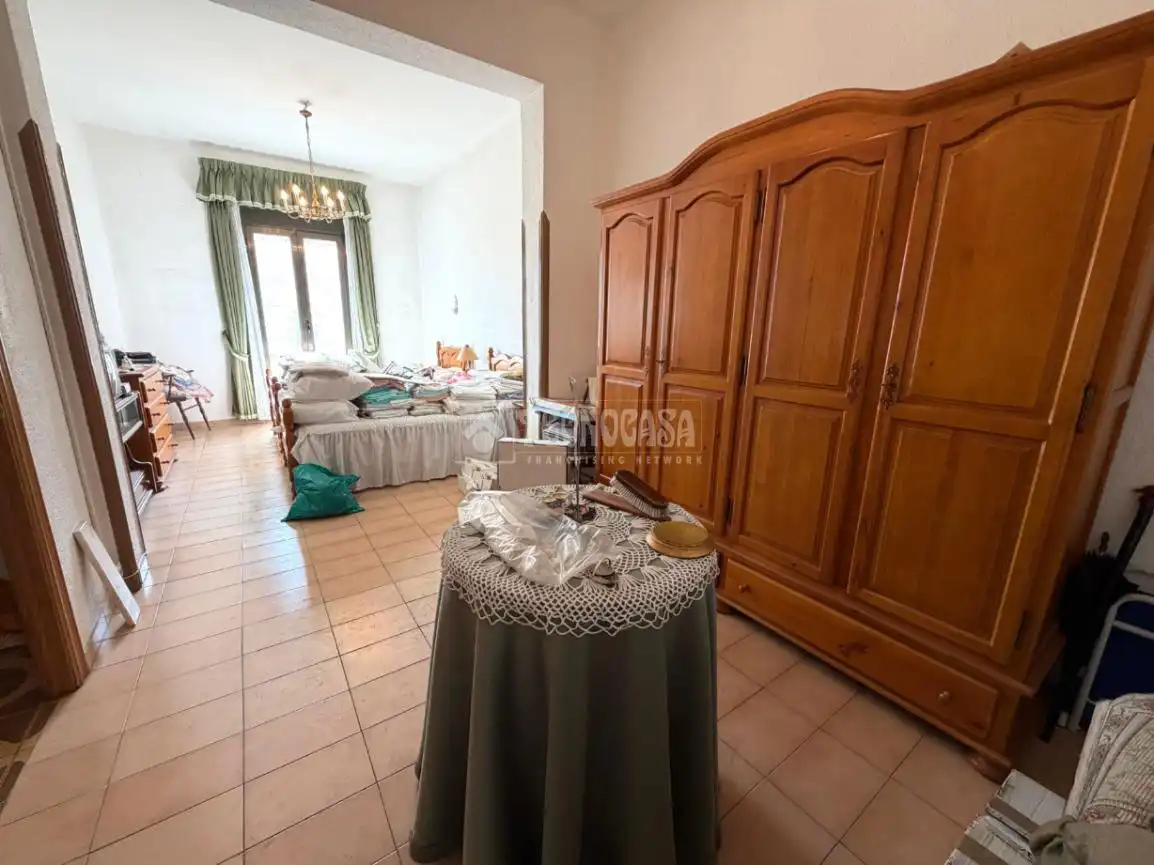 Bedroom of Flat for sale in Zaragoza  with Heating