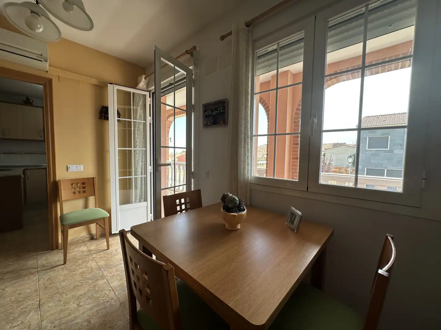 Comedor de Casa o chalet en venta en Almonacid de la Sierra con Aire acondicionado, Calefacción y Terraza