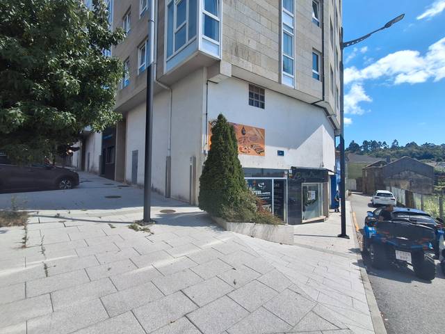 Local comercial en Alquiler en Avenida da Constitución, 49 en Boiro