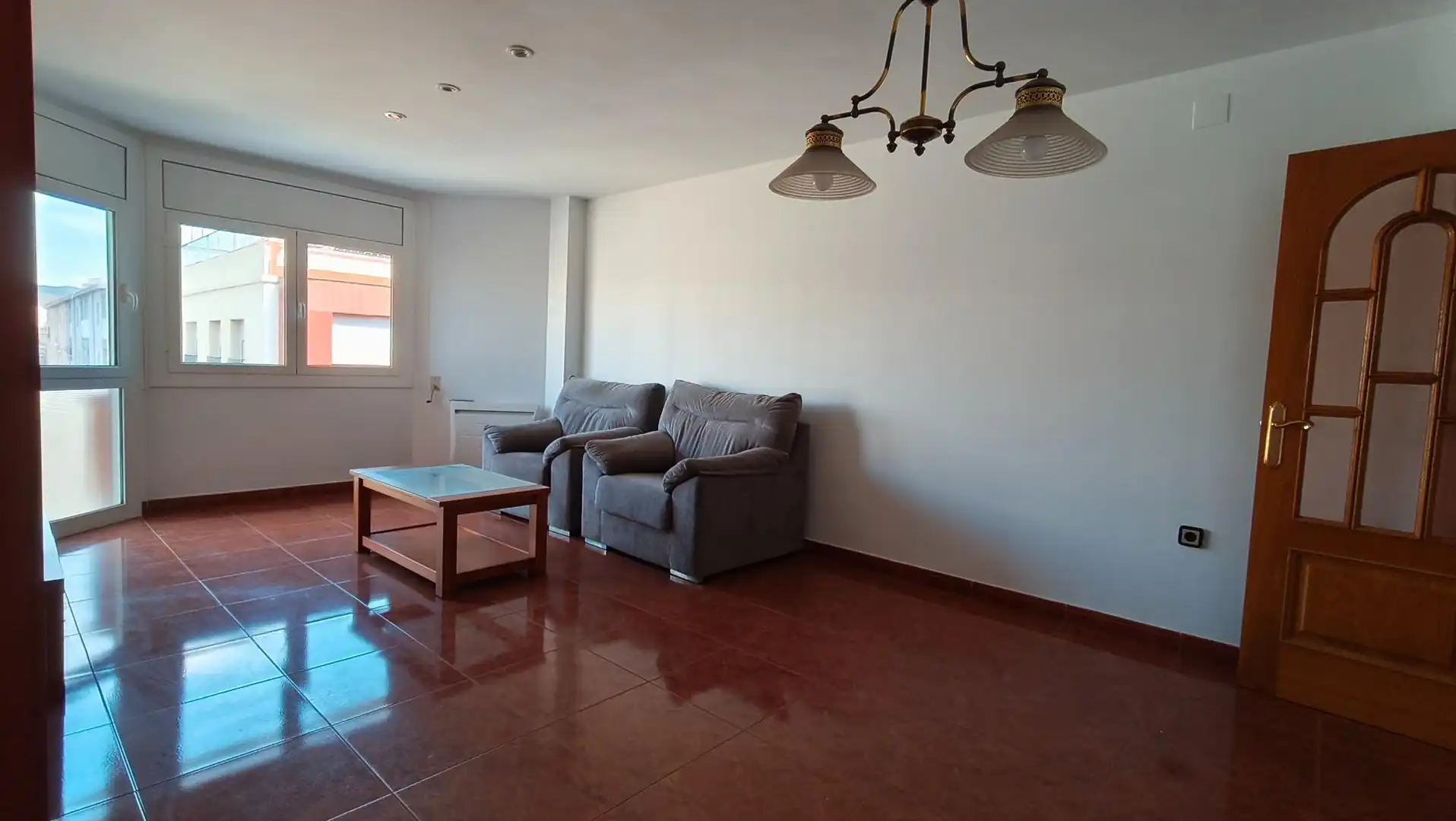Sala de estar de Piso en venta en Vilanova i la Geltrú con Calefacción y Trastero