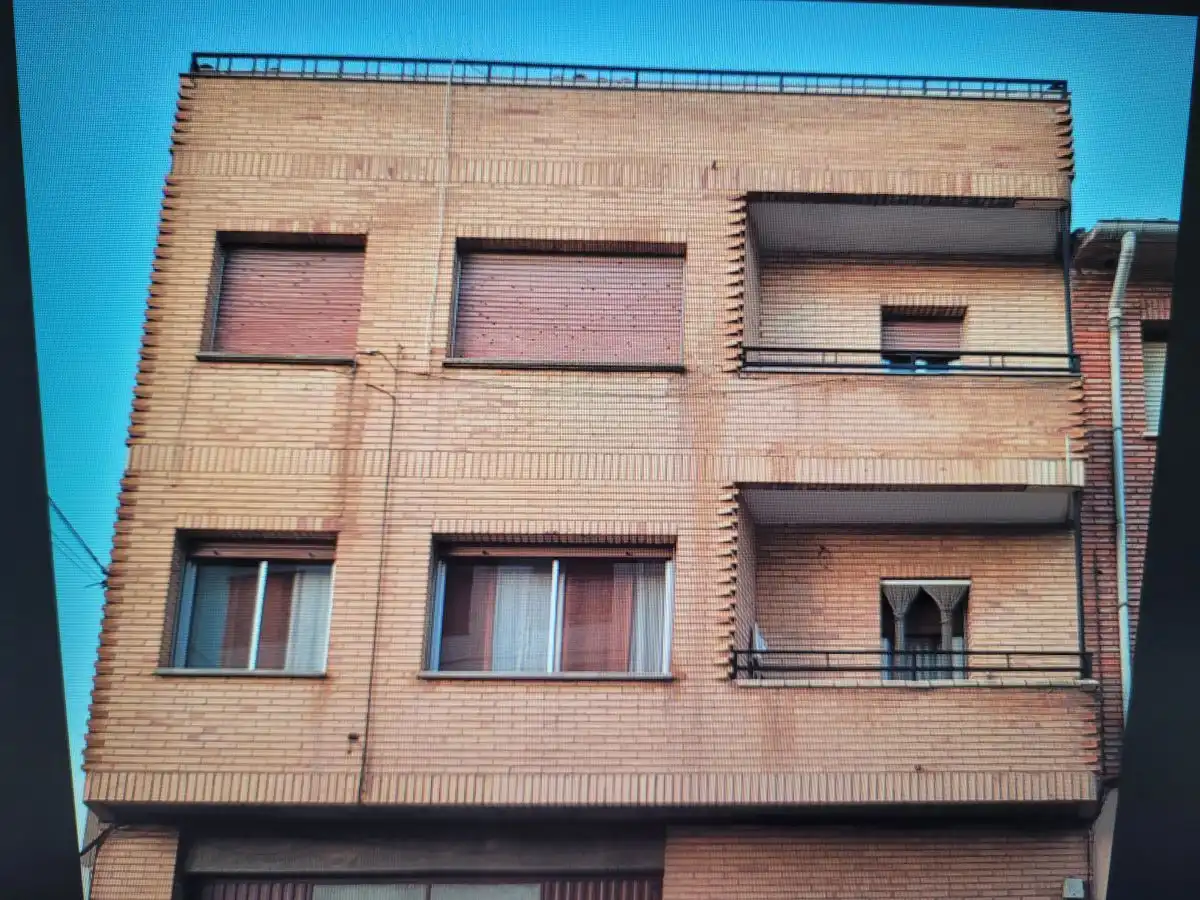 Flat with terrace for sale in CARRETIL DE LA CARCEL 23