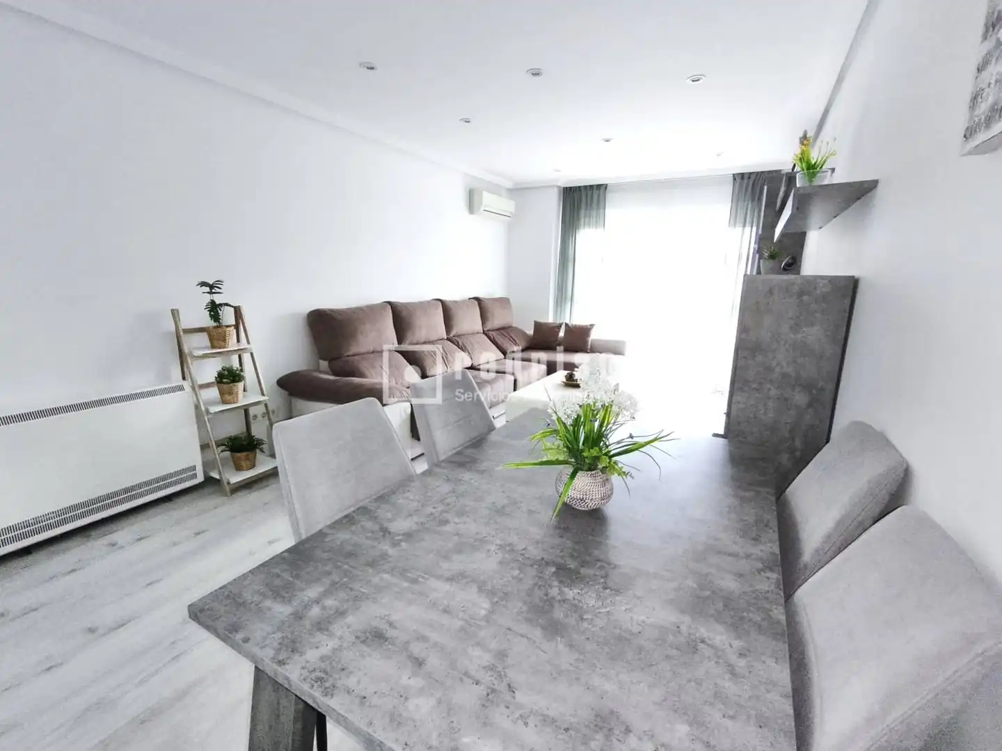 Wohnzimmer von Wohnung zum Verkauf in Móstoles mit Klimaanlage