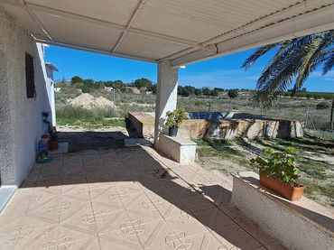 Xalet amb jardí en venda a El Fenazar - Campotéjar
