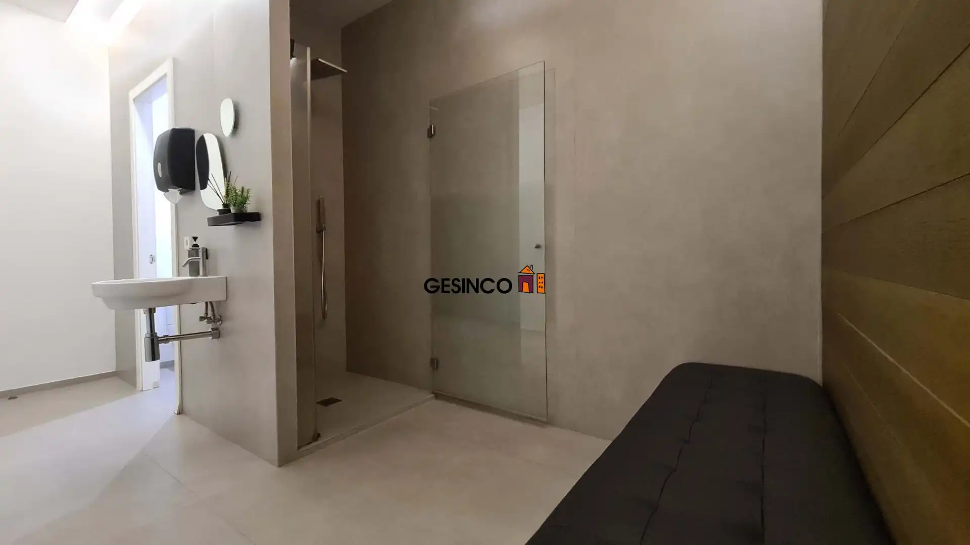 Baño de Local en venta en Ontinyent con Aire acondicionado