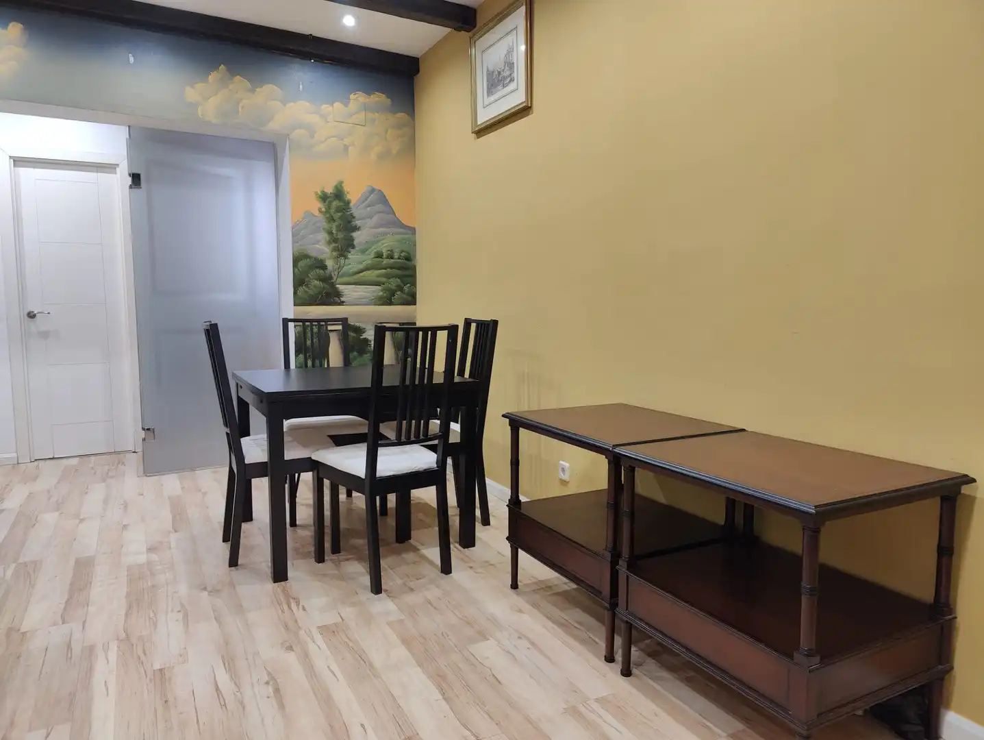 Comedor de Piso en venta en  Madrid Capital con Calefacción y Balcón