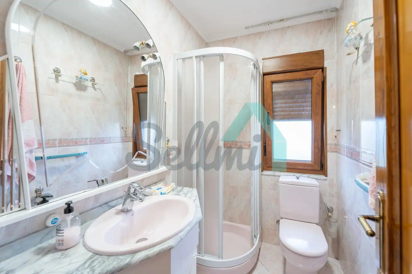 Houses for sale in Camíno De Castañéu, Viella - Granda - Meres