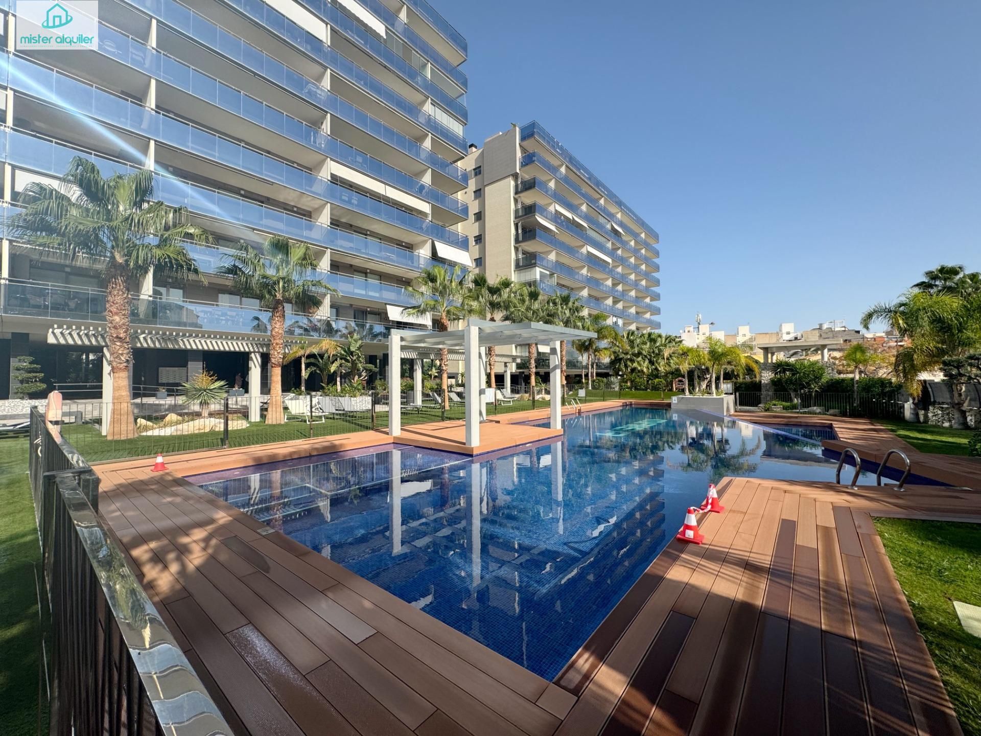 Swimming pool of Apartment to rent in El Campello  with Air Conditioner, Heating and Private garden