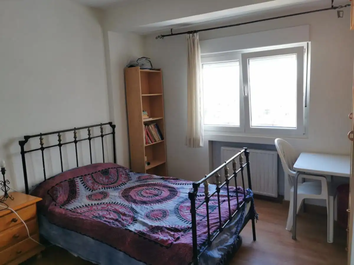 Habitación de Apartamento para compartir en Gijón  con Calefacción, Amueblado y Lavadora