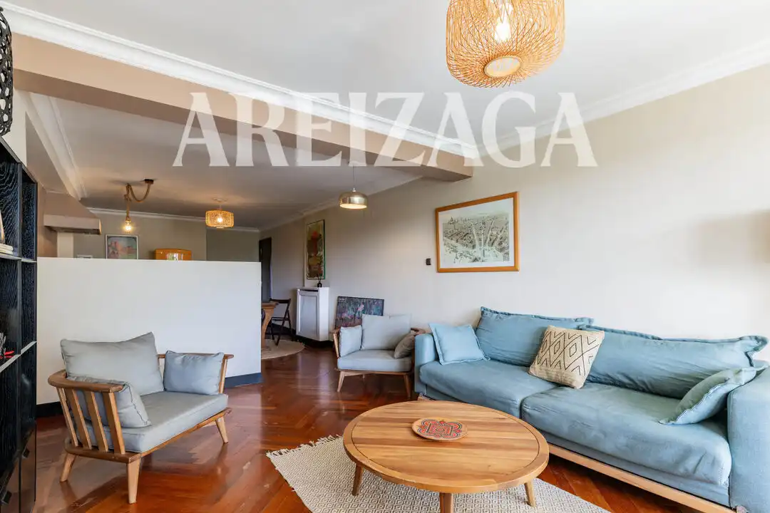 Sala de estar de Piso en venta en Donostia - San Sebastián  con Aire acondicionado, Calefacción y Jardín privado