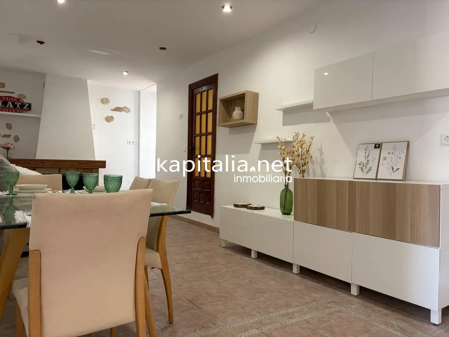 Sala d'estar de Casa o xalet en venda en Almudaina amb Moblat