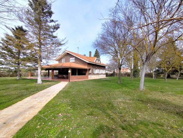 Casa-chalet en Venta en extrarradio diseminados en Trigueros del Valle