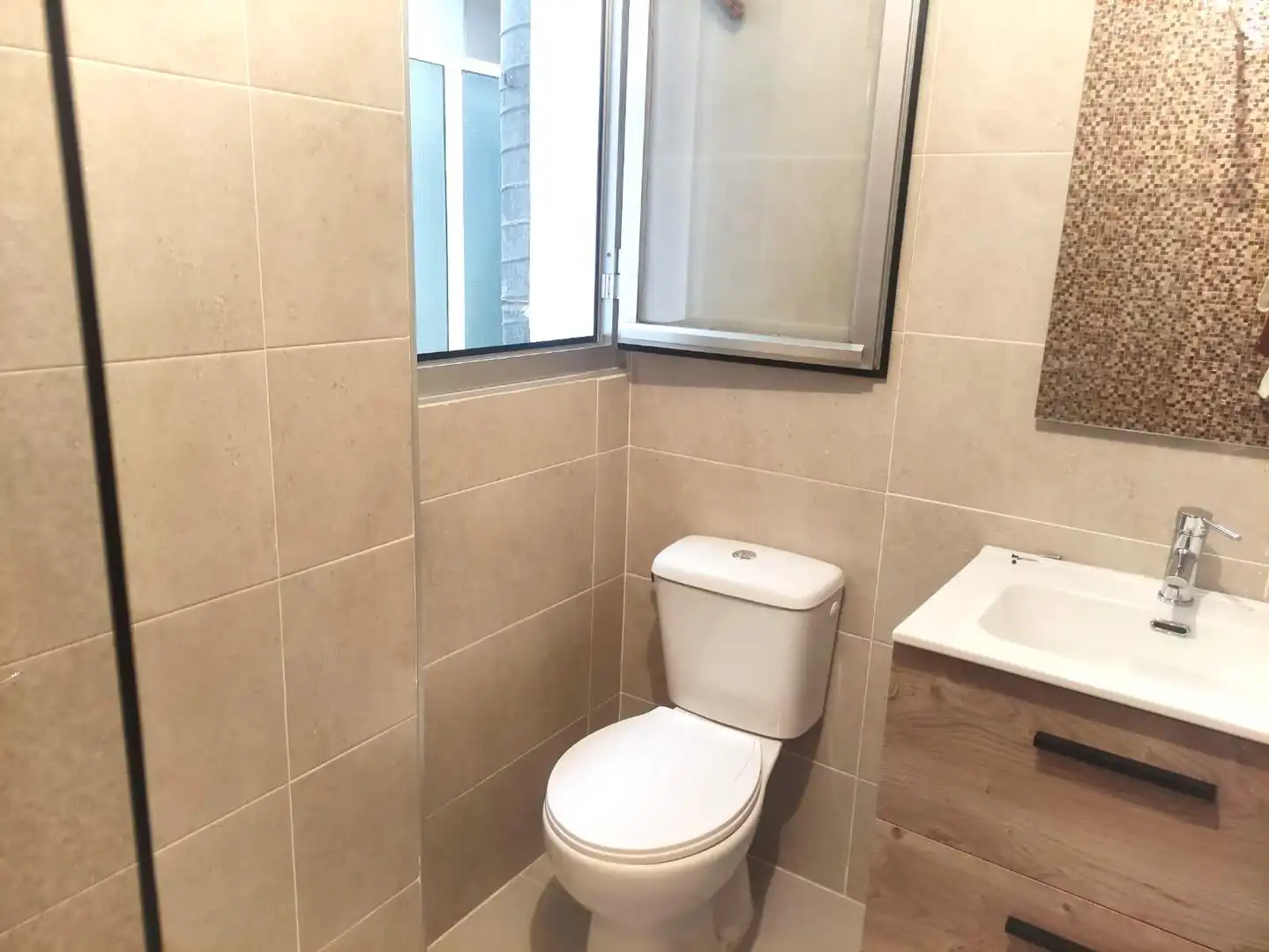 Bany de Apartament en venda en Ciudad Real amb Calefacció, Traster i Moblat