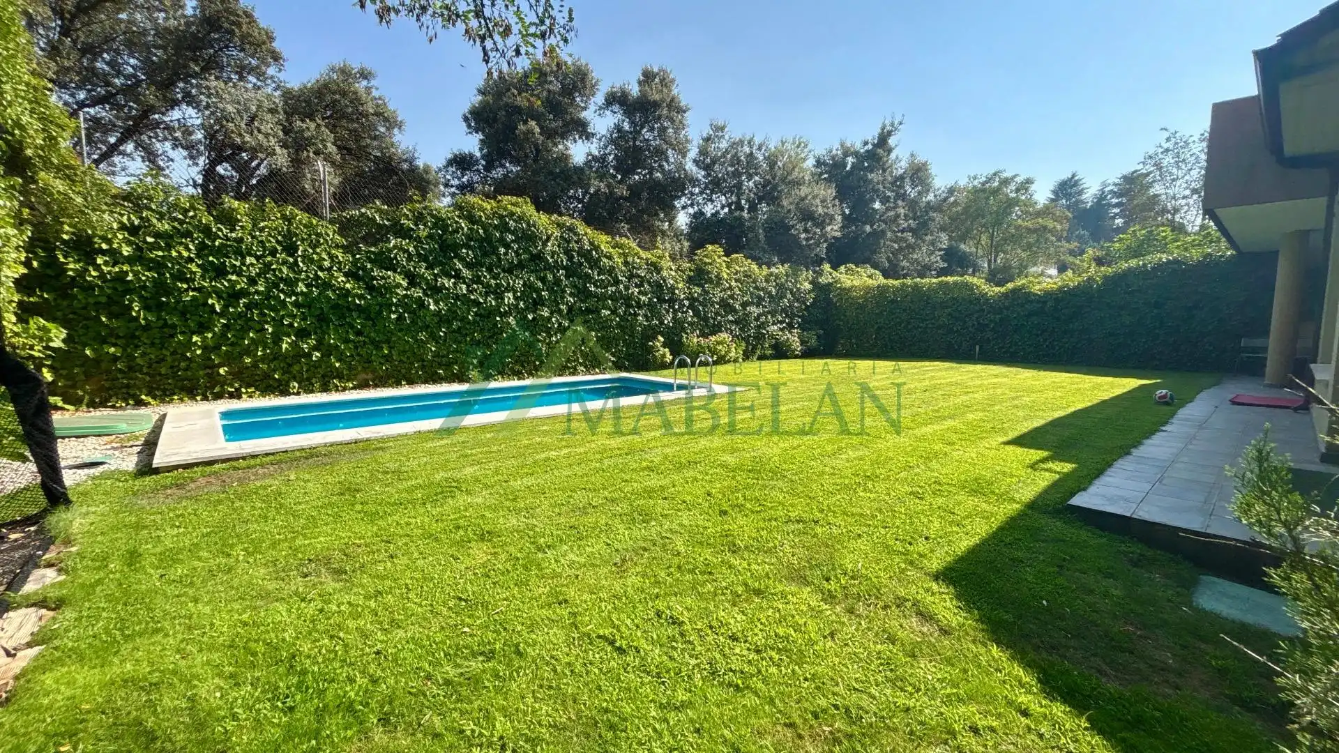 Garten von Einfamilien-Reihenhaus zur Miete in Madrid mit Klimaanlage, Privatgarten und Terrasse