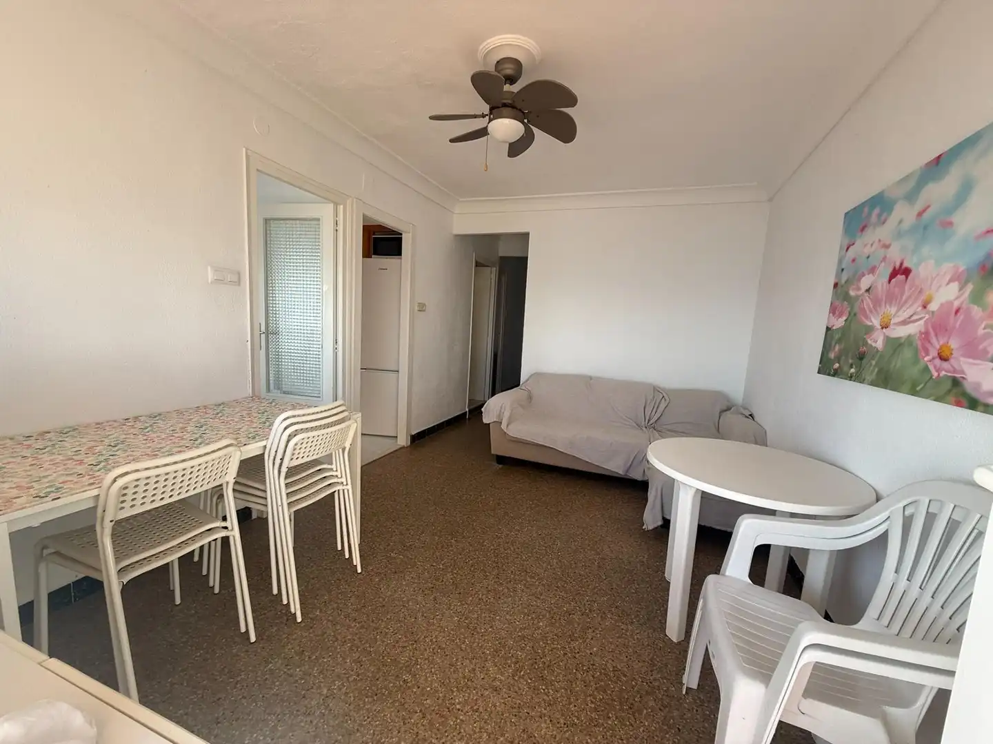Sala de estar de Apartamento en venta en Tavernes de la Valldigna con Terraza, Trastero y Amueblado