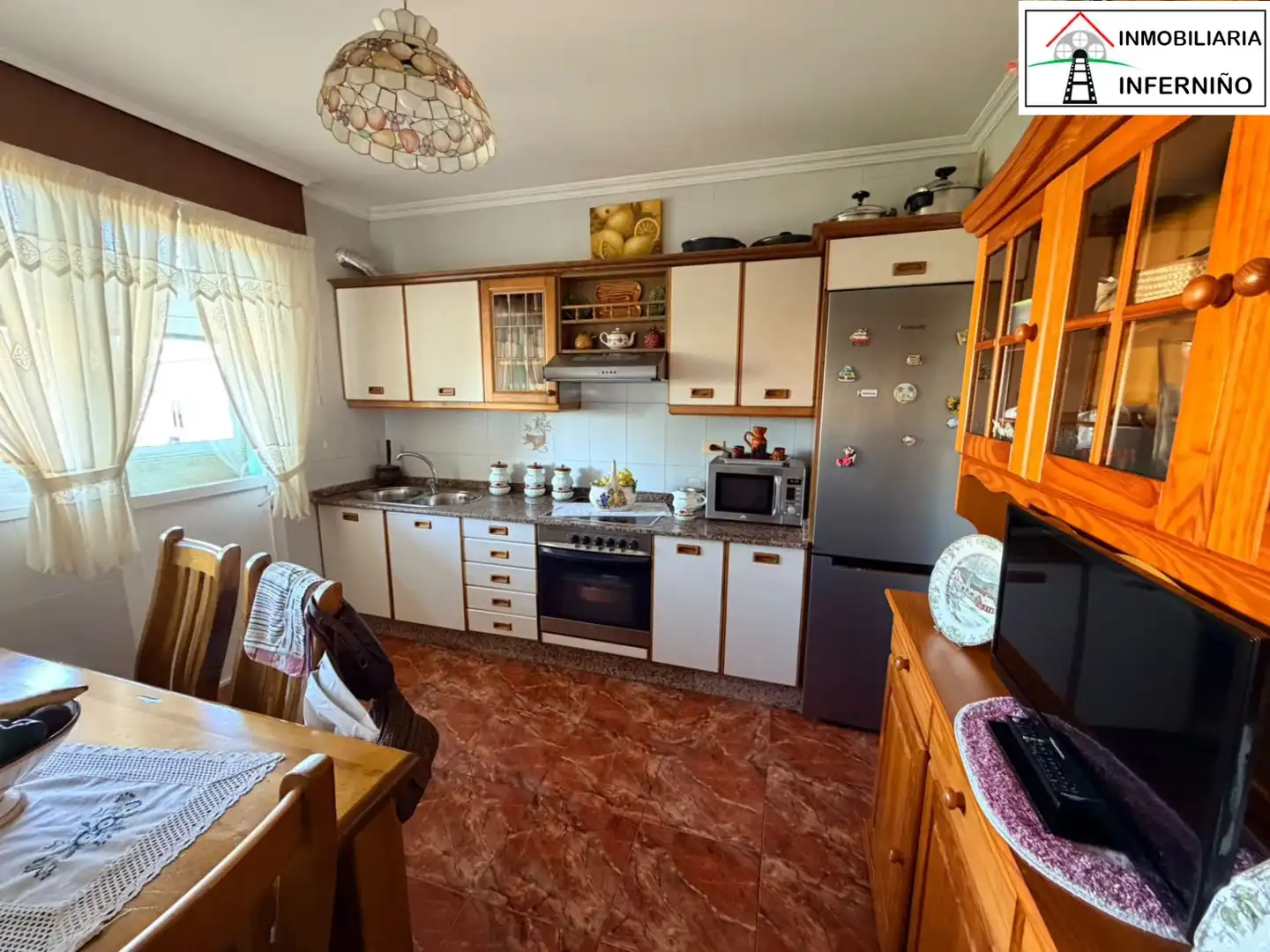 Kitchen of Flat for sale in A Malata - Catabois - Ciudad Jardín