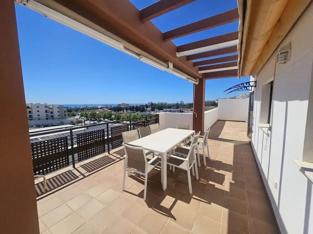Terrasse von Dachboden zur Miete in Mijas mit Klimaanlage, Heizung und Terrasse