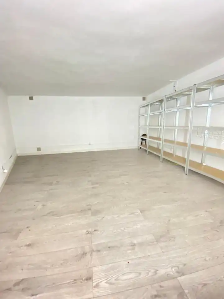 Gewerbefläche zur Miete in Cronista Lecea, imagen 6