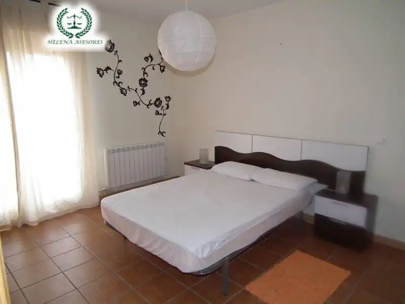 Habitación de Piso en venta en Pedrezuela con Calefacción, Jardín privado y Terraza