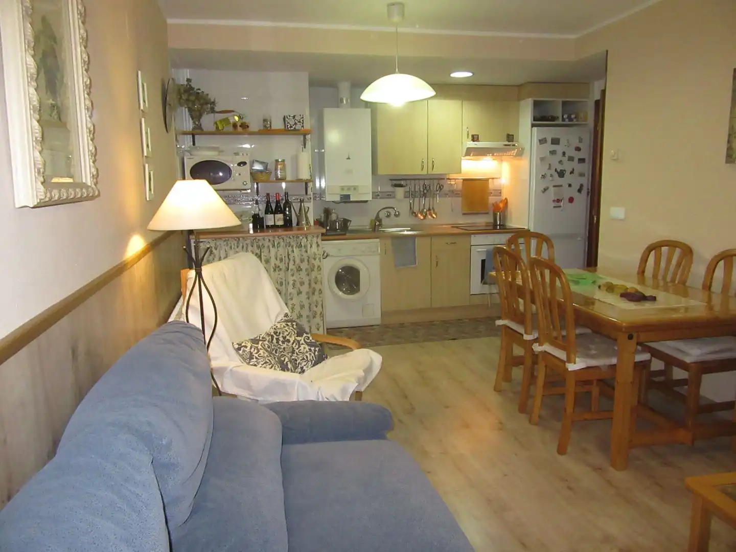 Cuina de Apartament en venda en Sabiñánigo amb Calefacció, Terrassa i Traster