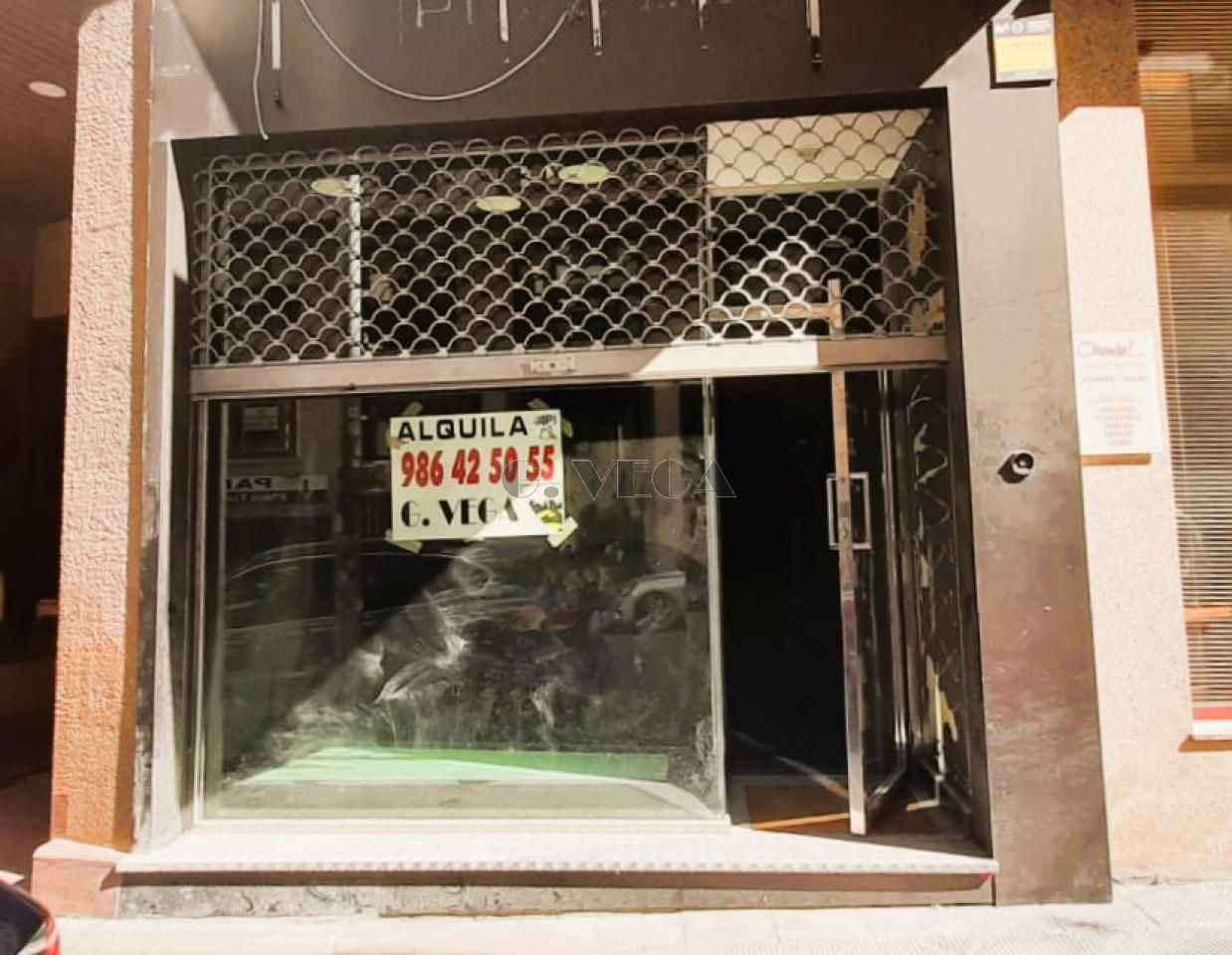 Local de lloguer a PINTOR LAXEIRO, 12, Praza Independencia, Centro Urbano