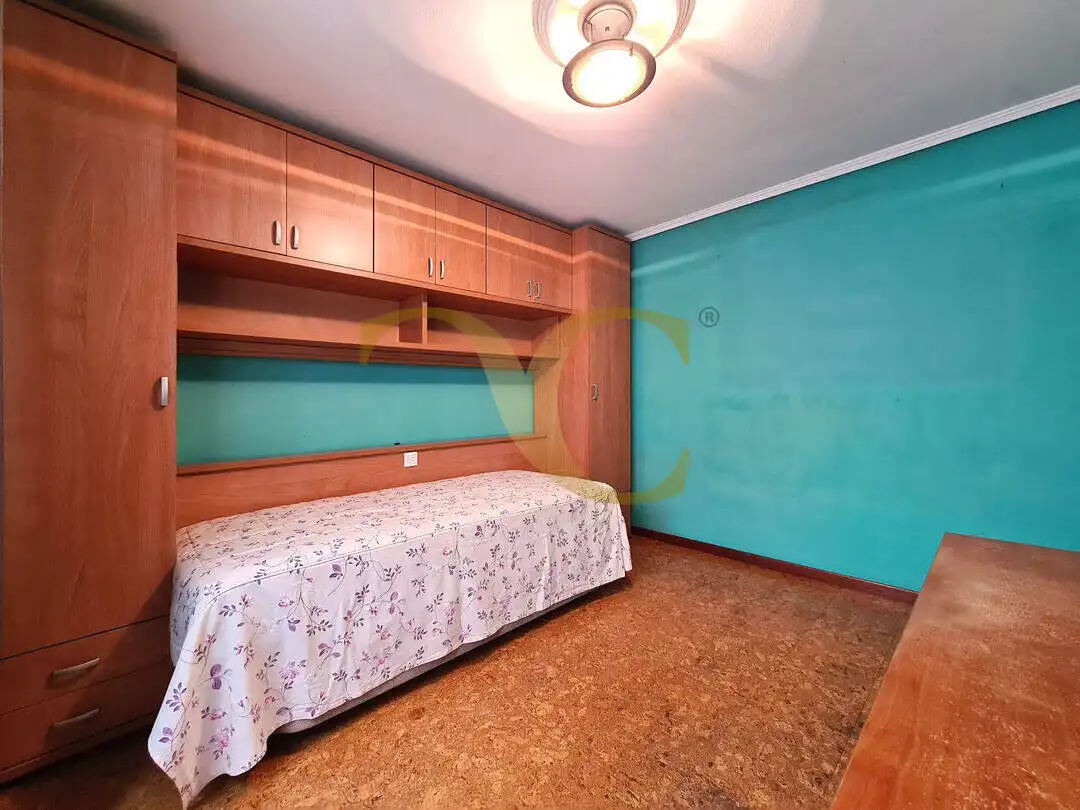 Flat for sale in Calle Orellana, La Calzada