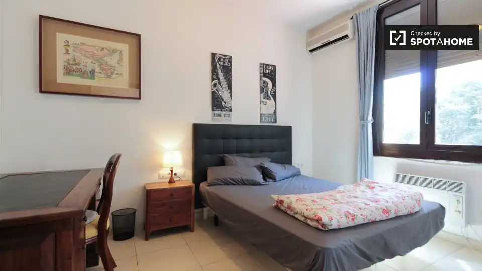 Habitació a La Nova Esquerra de l'Eixample
