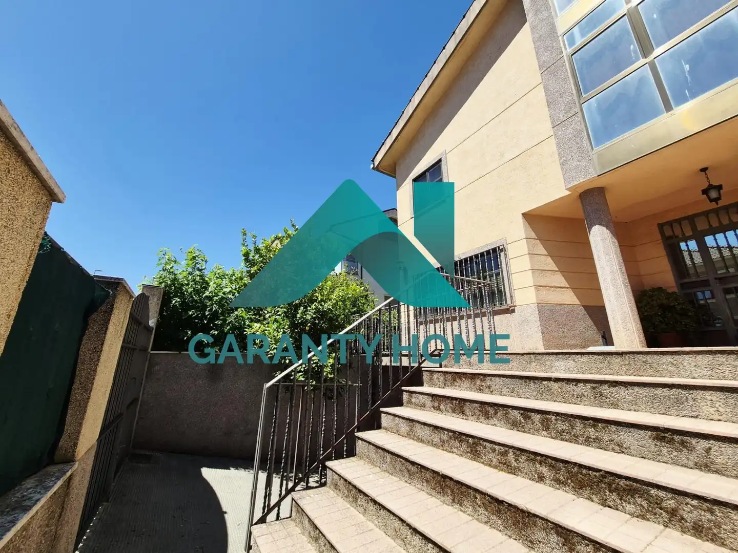 Exterior view of Houses for sale in Cáceres  with Air Conditioner, Heating and Private garden