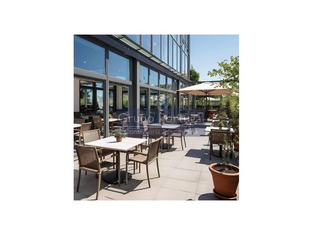 Local comercial en Alquiler en Valdemarín