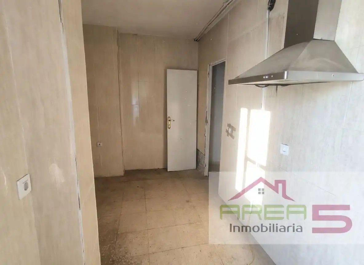 Piso en venta en Montijo