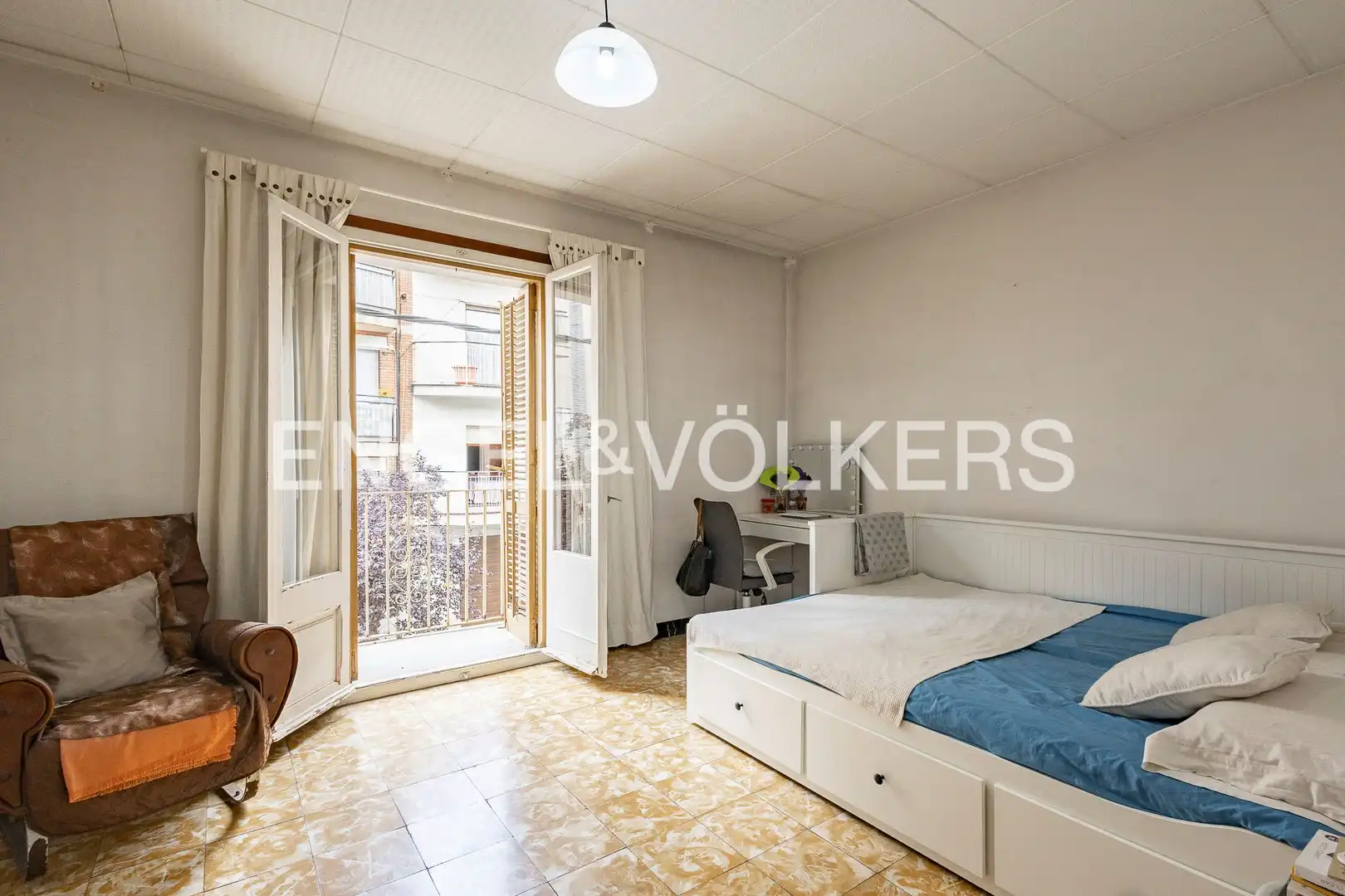Habitación de Casa o chalet en venta en Sant Feliu de Llobregat con Calefacción, Jardín privado y Terraza