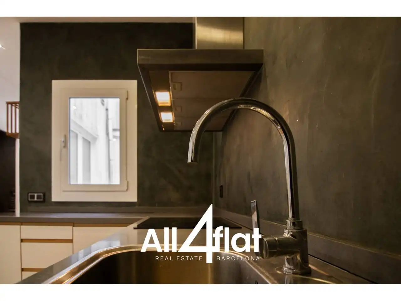 Flat with terrace for sale in Calle Agustí Vell, imagen 19
