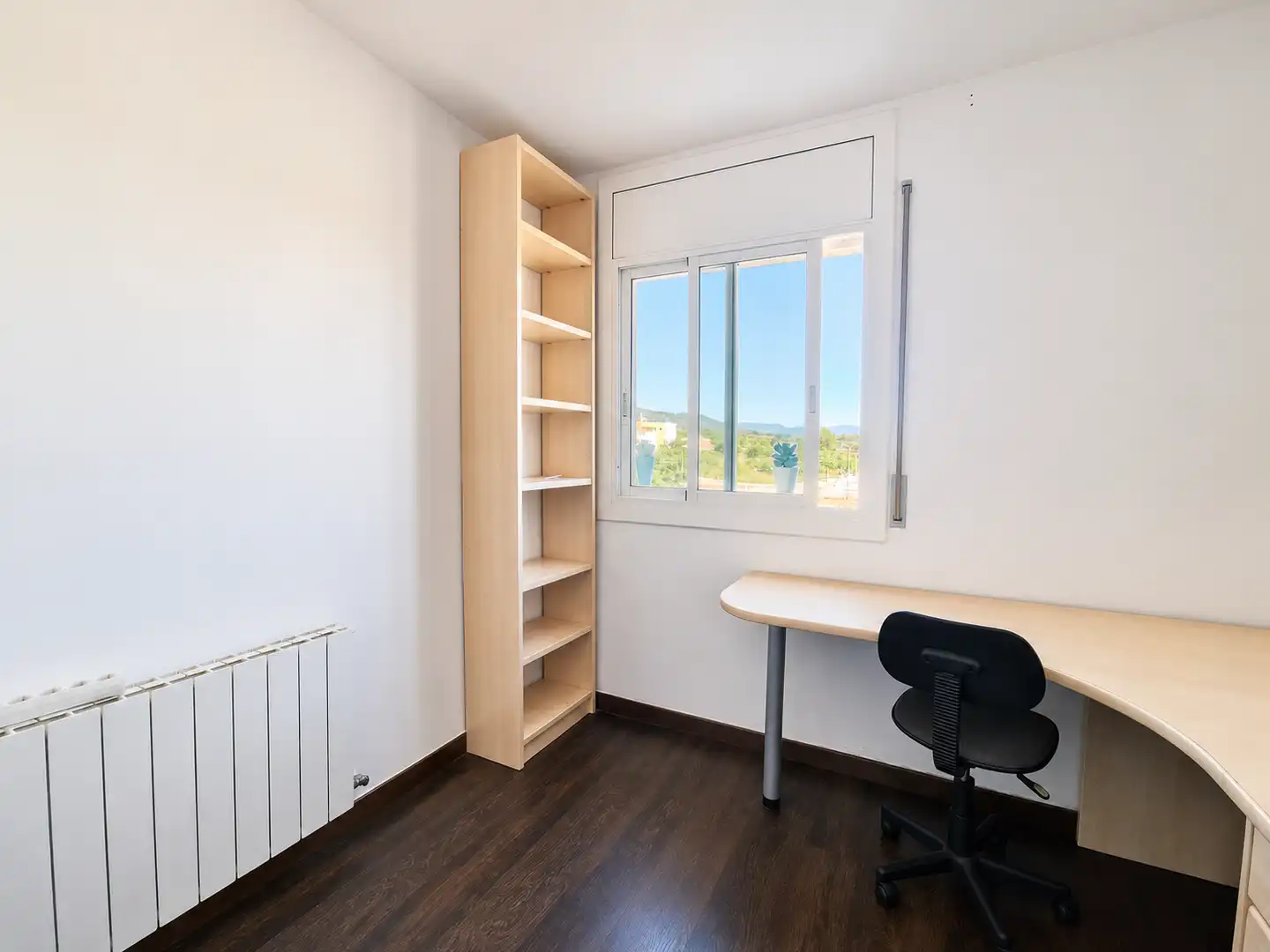Bedroom of Flat for rent in El Vendrell  with Heating