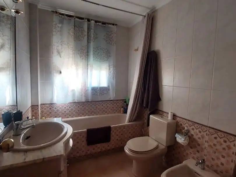 Bathroom of Houses for sale in Loriguilla, Valencia