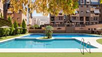 Swimming pool of Flat for sale in  Granada Capital  with Terrace and Balcony