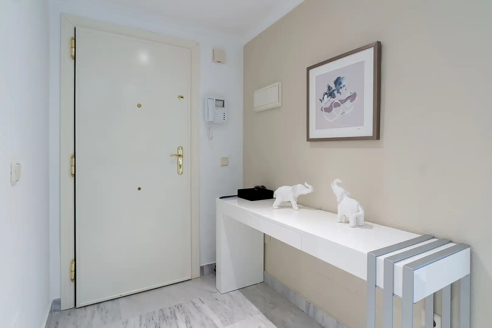 Planta baixa de lloguer en Marbella amb Terrassa, Piscina i Piscina comunitària