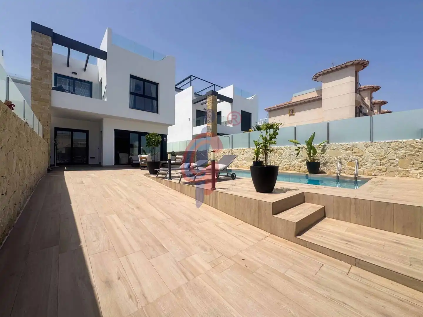 Terrassa de Casa o xalet en venda en Orihuela amb Aire condicionat, Terrassa i Piscina